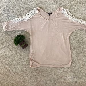 ⭐️Espresso 3/4 length shirt